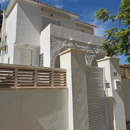 Casa Mya Con Terreno Privado Y Parking Compartido - A 800M De Playa Poniente Benidorm Exterior foto