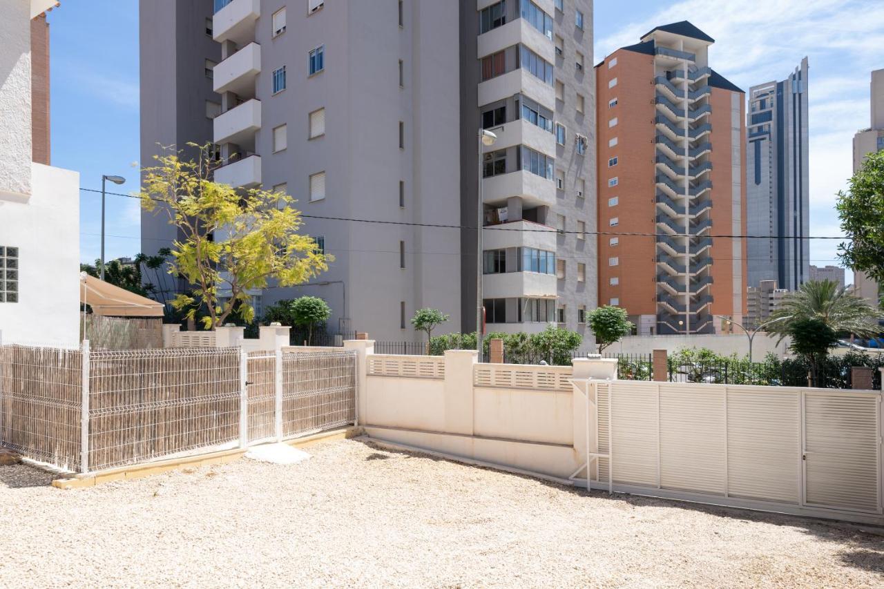 Casa Mya Con Terreno Privado Y Parking Compartido - A 800M De Playa Poniente Benidorm Exterior foto