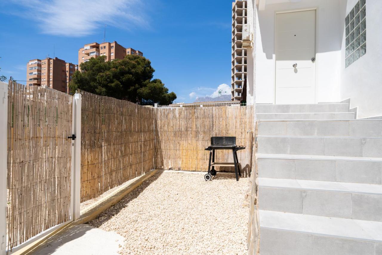 Casa Mya Con Terreno Privado Y Parking Compartido - A 800M De Playa Poniente Benidorm Exterior foto