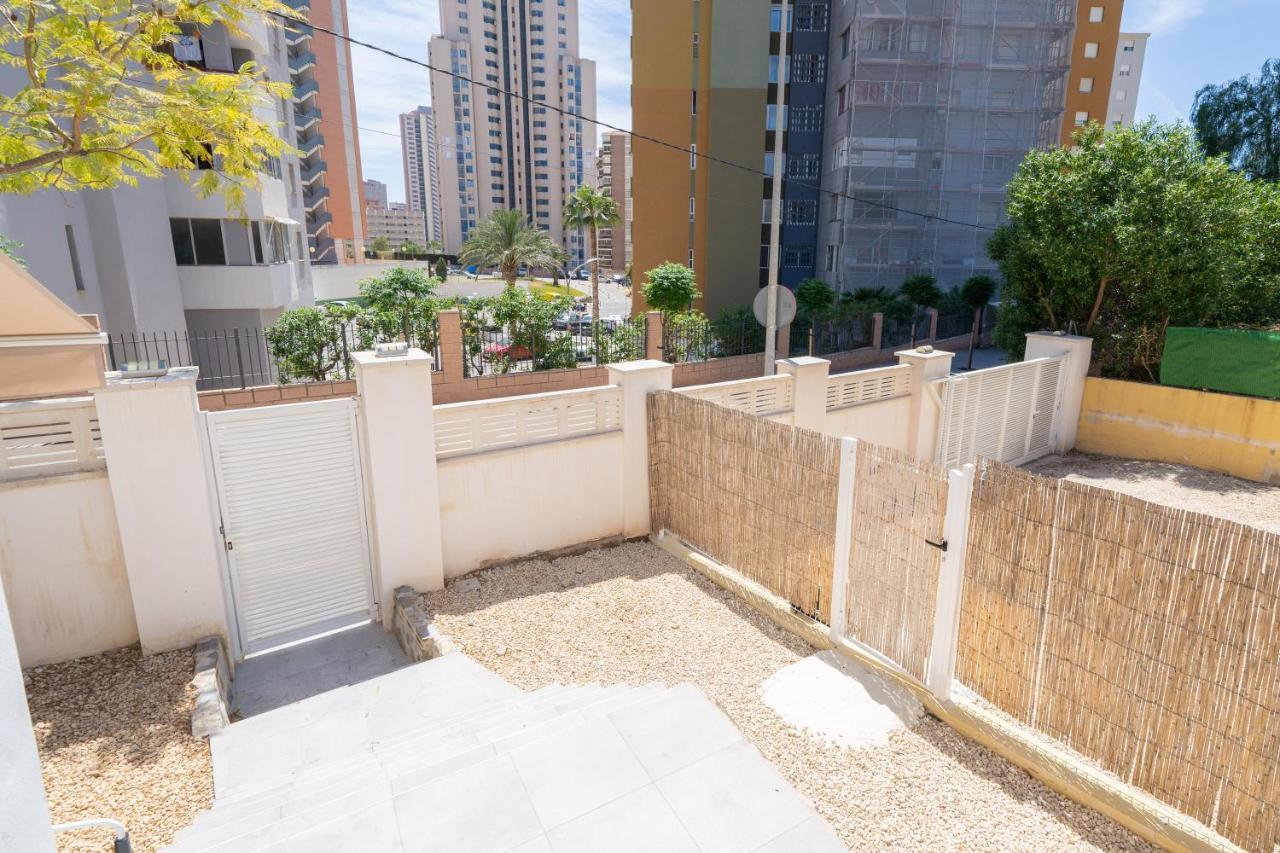 Casa Mya Con Terreno Privado Y Parking Compartido - A 800M De Playa Poniente Benidorm Exterior foto